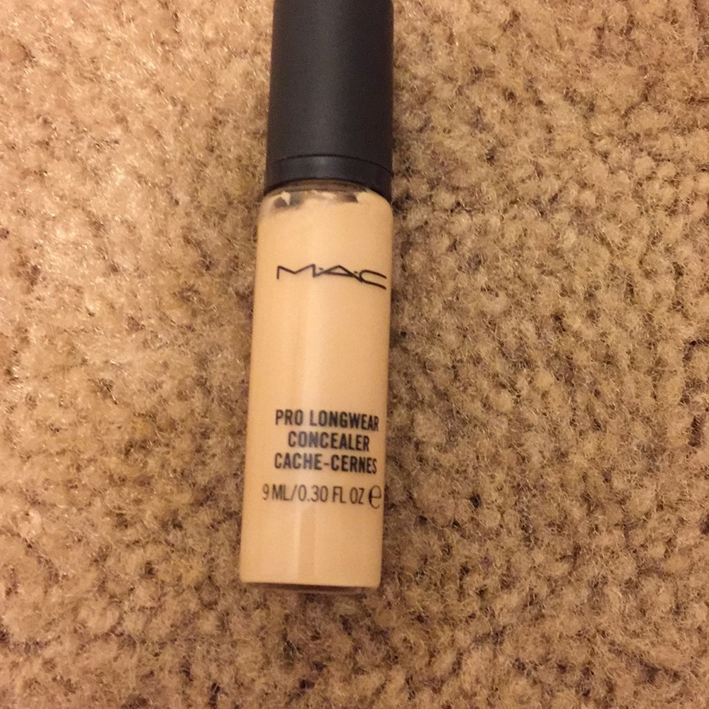MAC Prolongwear Concealer
